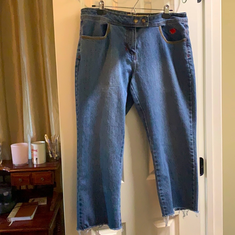 Apple bottom jeans without the boots and the fur.